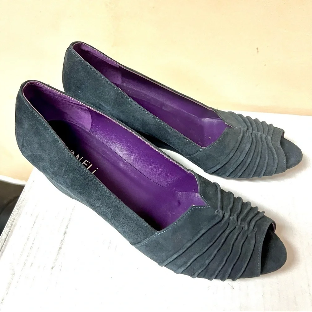 VANELI Women's Pewter Navy peep toe wedge Shimmer size 9N